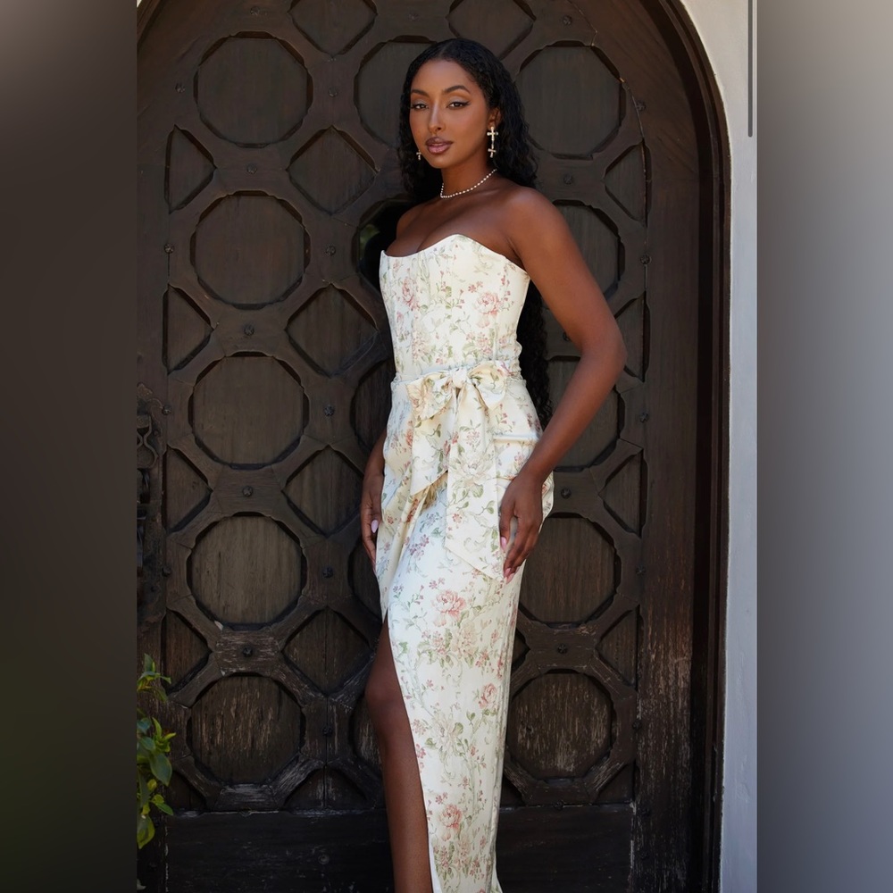 The June Dress in Carmel Valley Rose V. Chapman